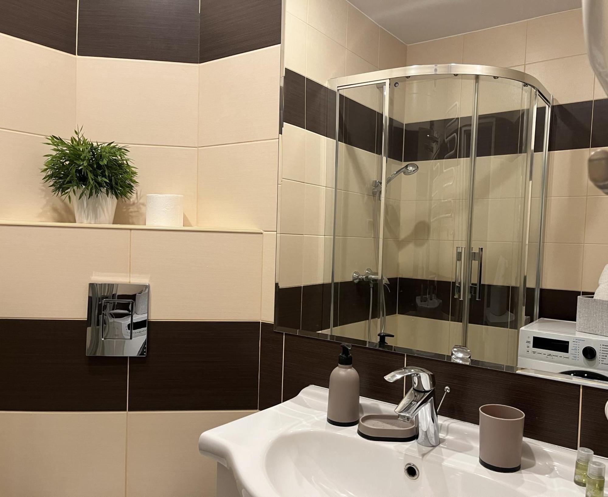 Apartament Przy Parku Czartoryskich - Faktury Vat - Parking Pulawy Exterior photo
